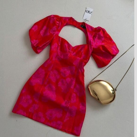 NWT ZARA PUFF SLEEVE JACQUARDβMINI DRESS Fuchsia | 8072/54 - Picture 1 of 16